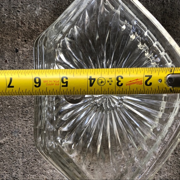 SOLD Vintage | 4 Pressed Glass Snack Plates - Picture 6 of 7